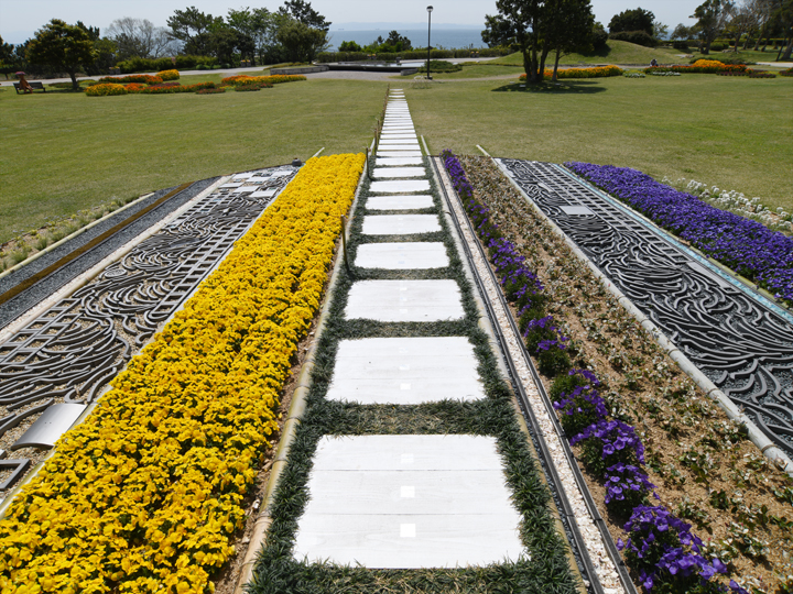 Awaji tile welcome flowerbed