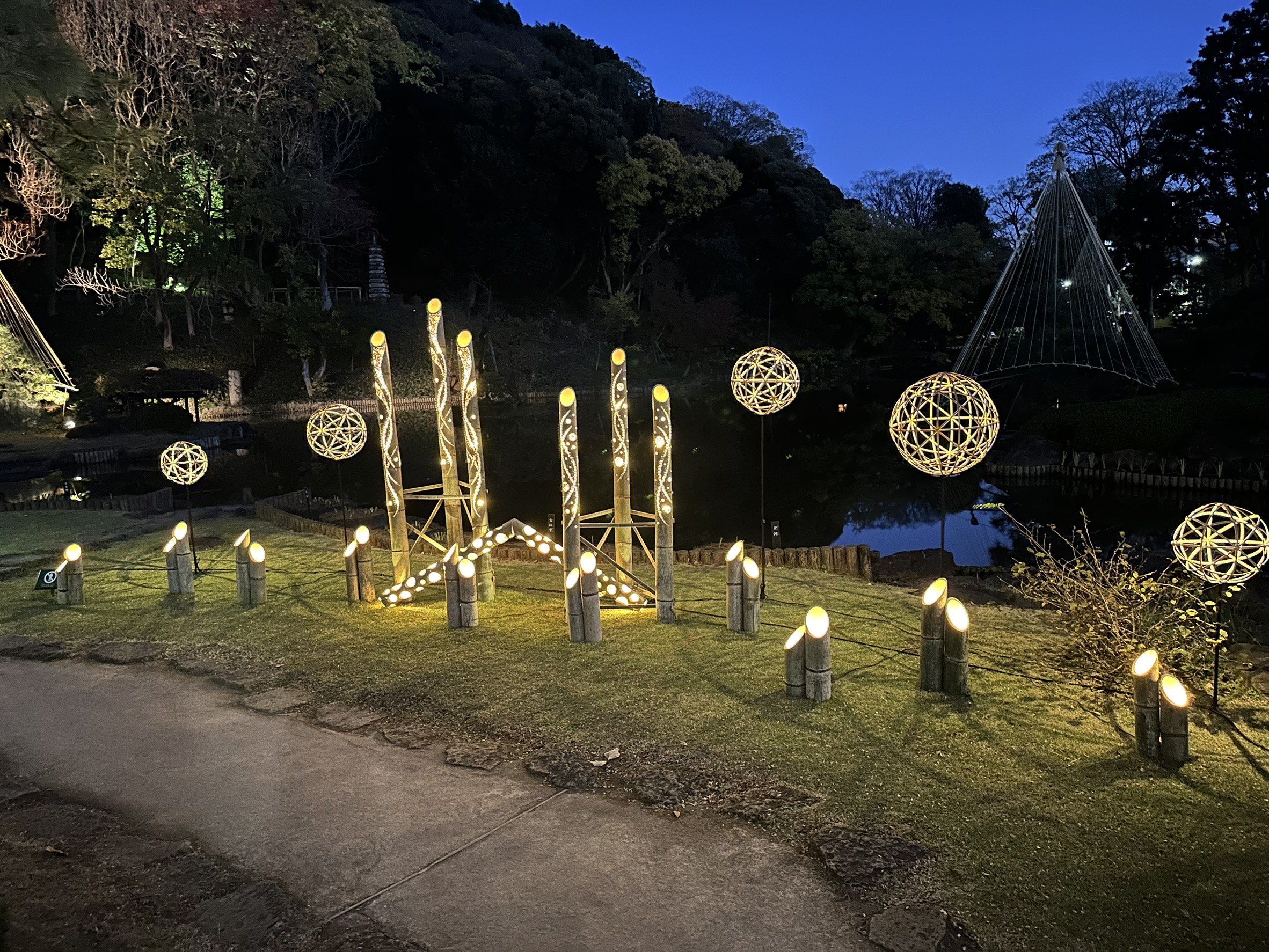 Bamboo light art using abandoned bamboo forests - A bamboo symphony decorated with water and light -